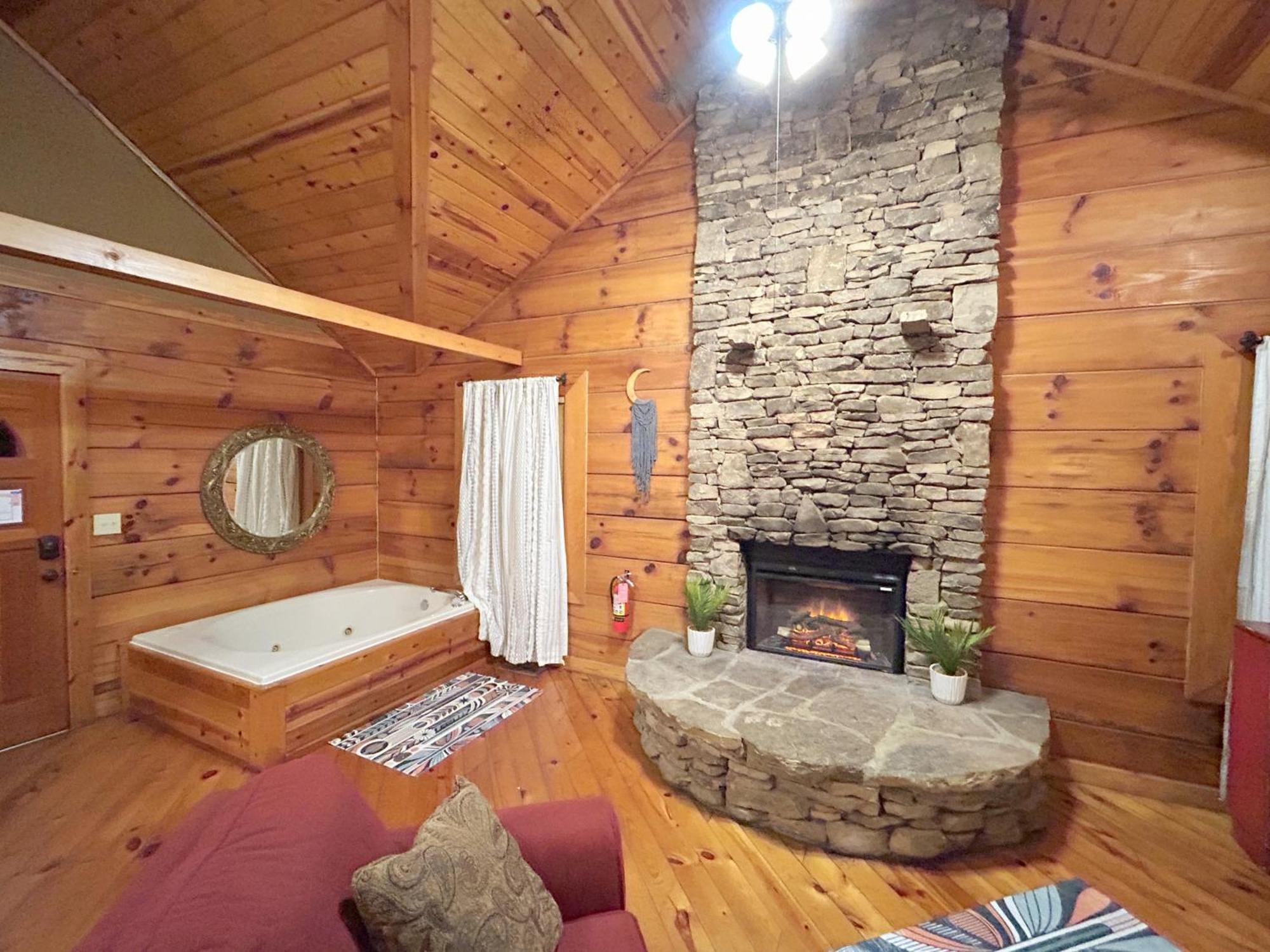 Honeymoon Hideaway Villa Gatlinburg Eksteriør bilde