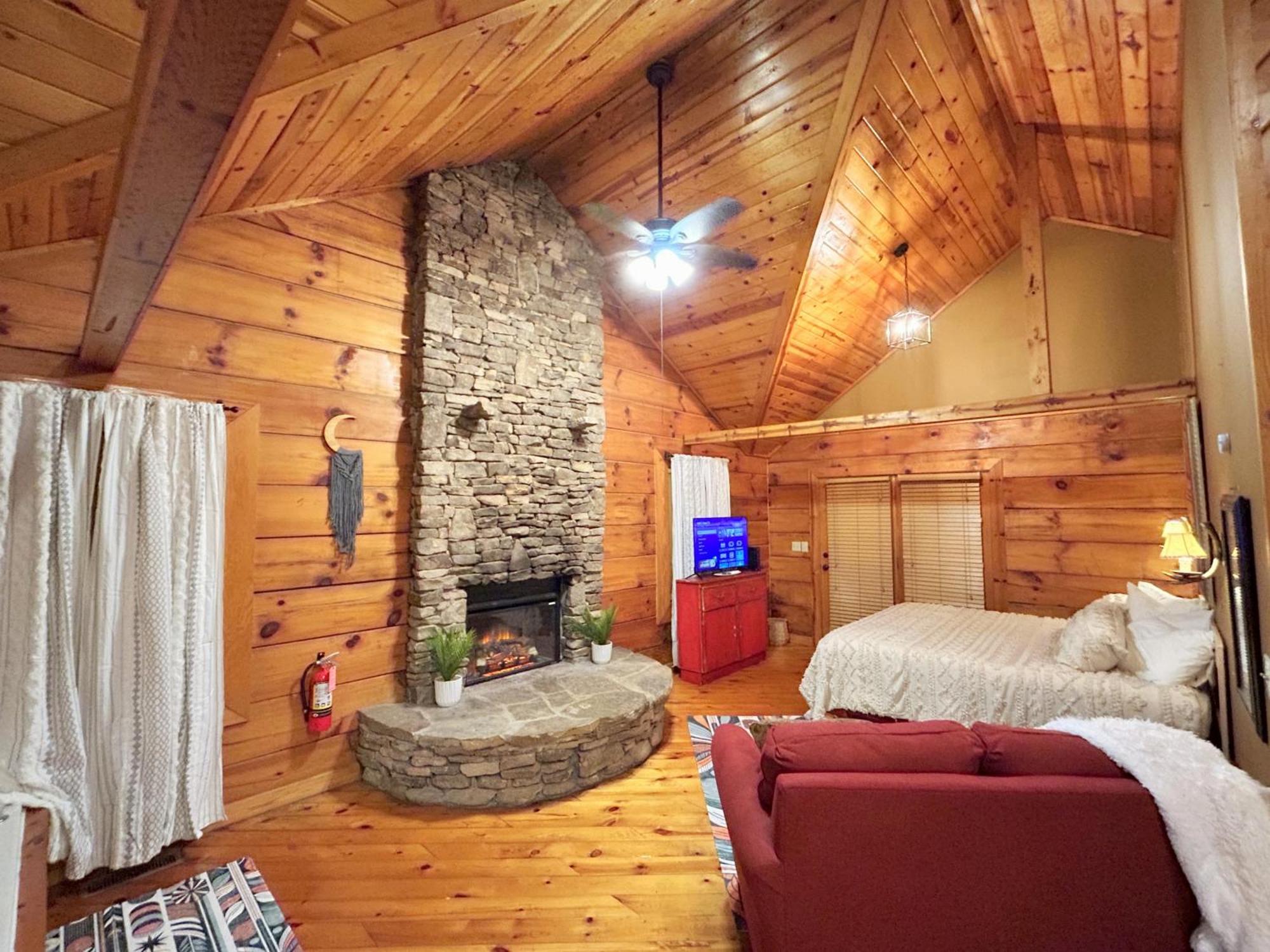 Honeymoon Hideaway Villa Gatlinburg Eksteriør bilde